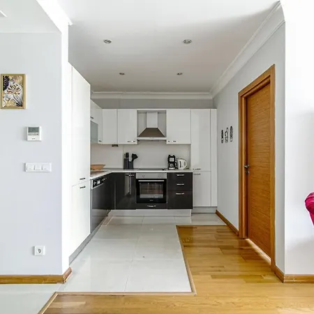 Lejlighed Bright And Centrally Located Flat In Sisli