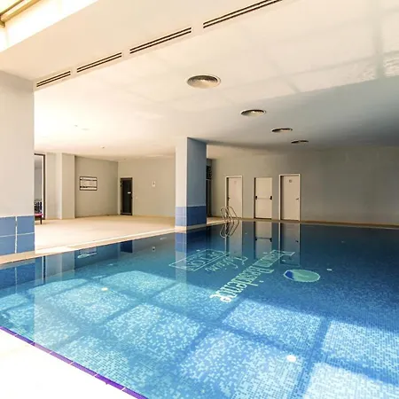 Bright And Centrally Located Flat In Sisli Isztambul